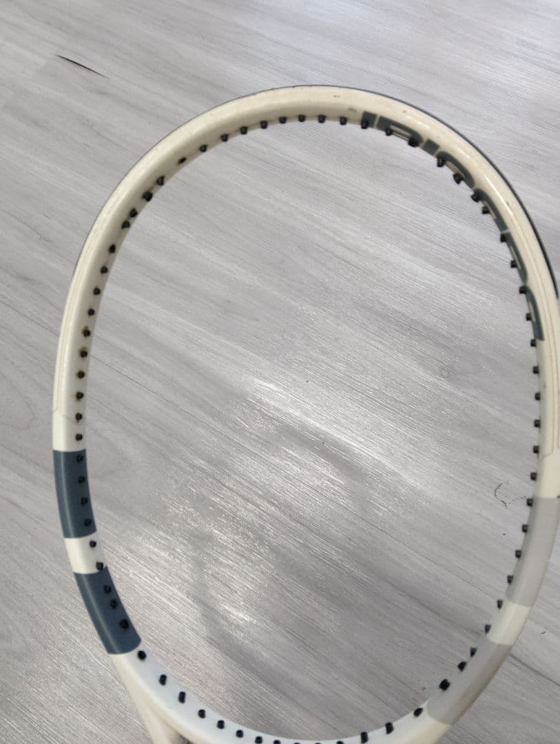 Babolat Pure Strike98 テニスラケット