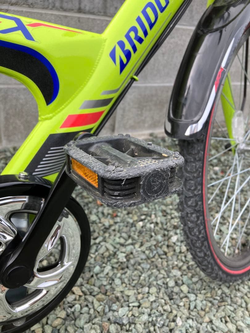 BRIDGESTONE キッズバイク 蛍光グリーン 松山市近郊で手渡し希望