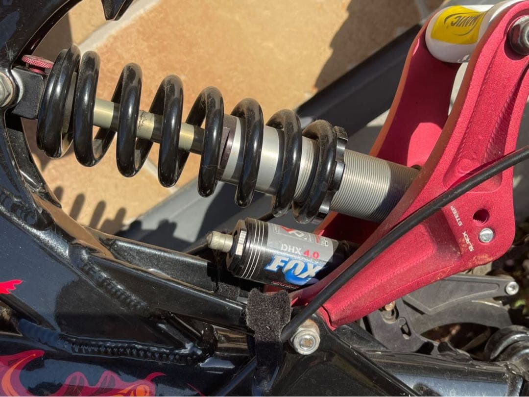 自転車本体 SPECIALIZDED MOUNTAIN BIKE