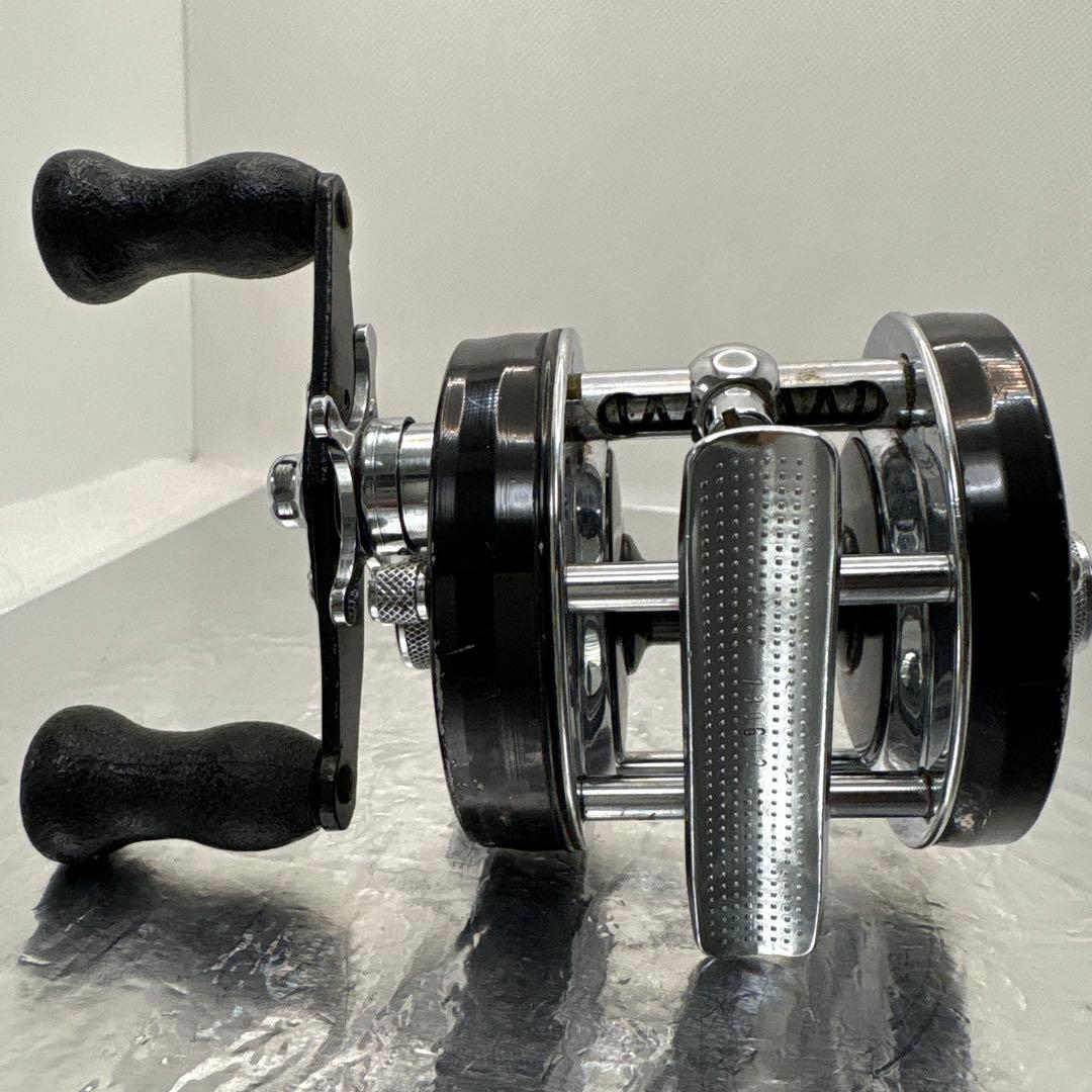 Ambassadeur 5000C ベイトリール