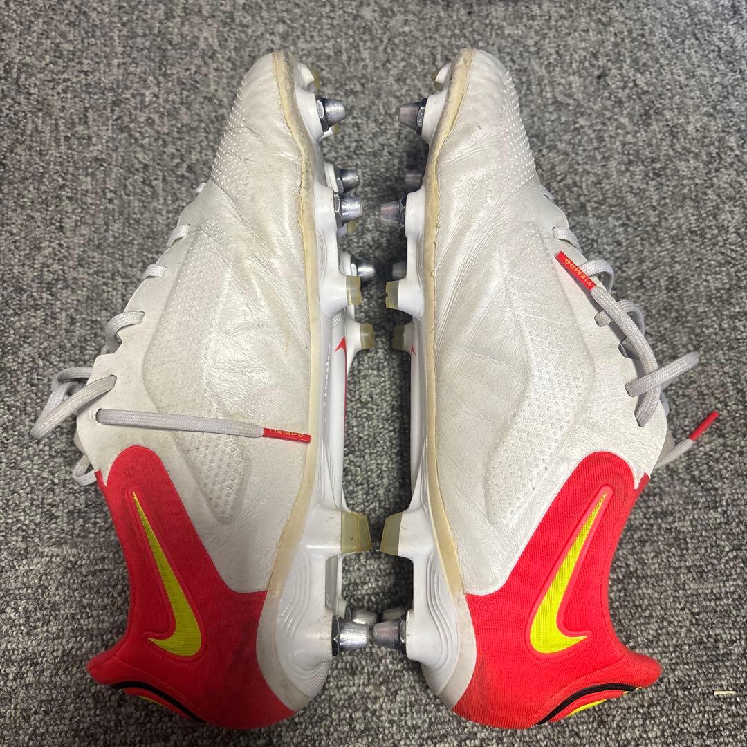 Nike Tiempo サッカーシューズ ホワイト/レッド/イエロー