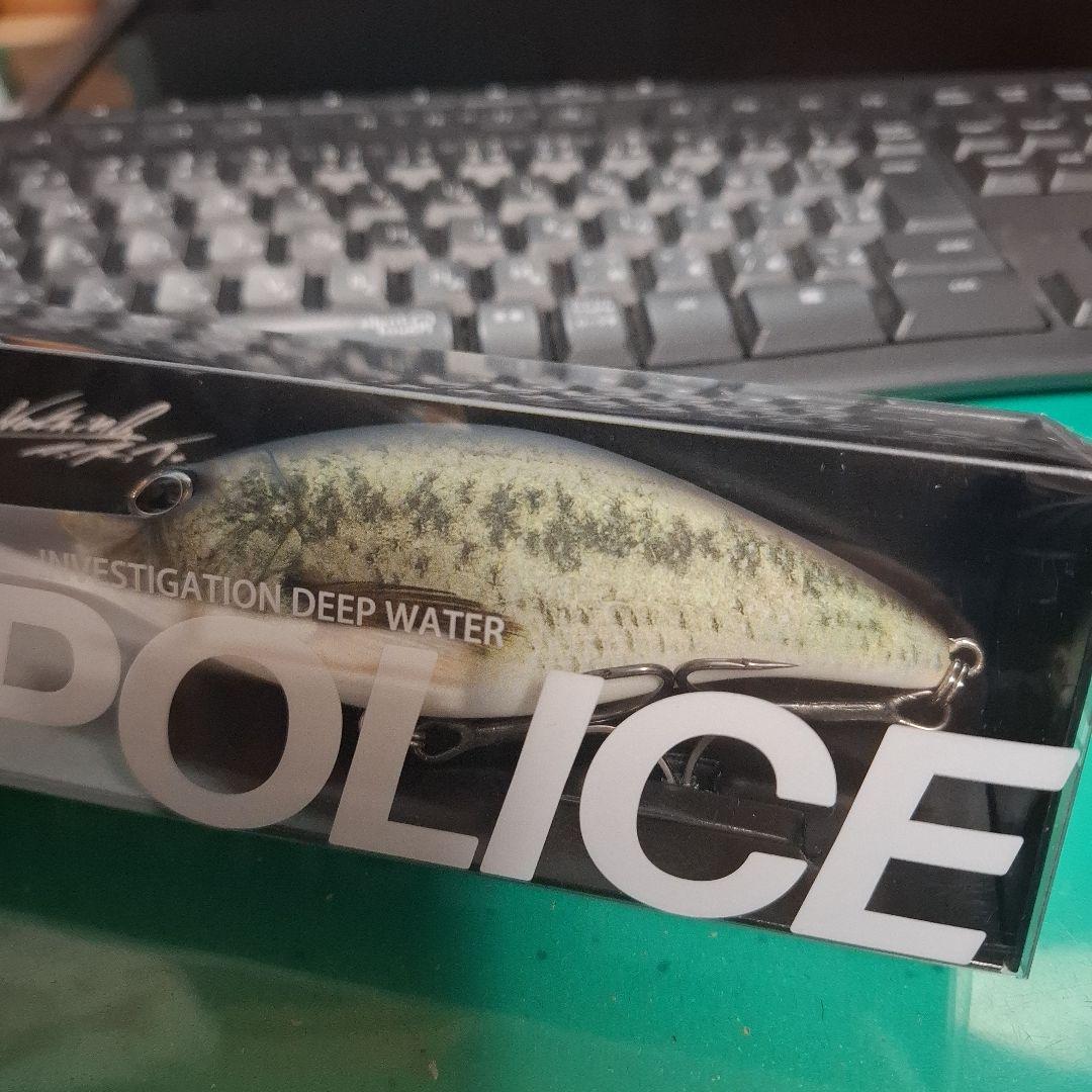 DRT 　POLICE　ポリス　 DRT BASS　 DRTバス　新色
