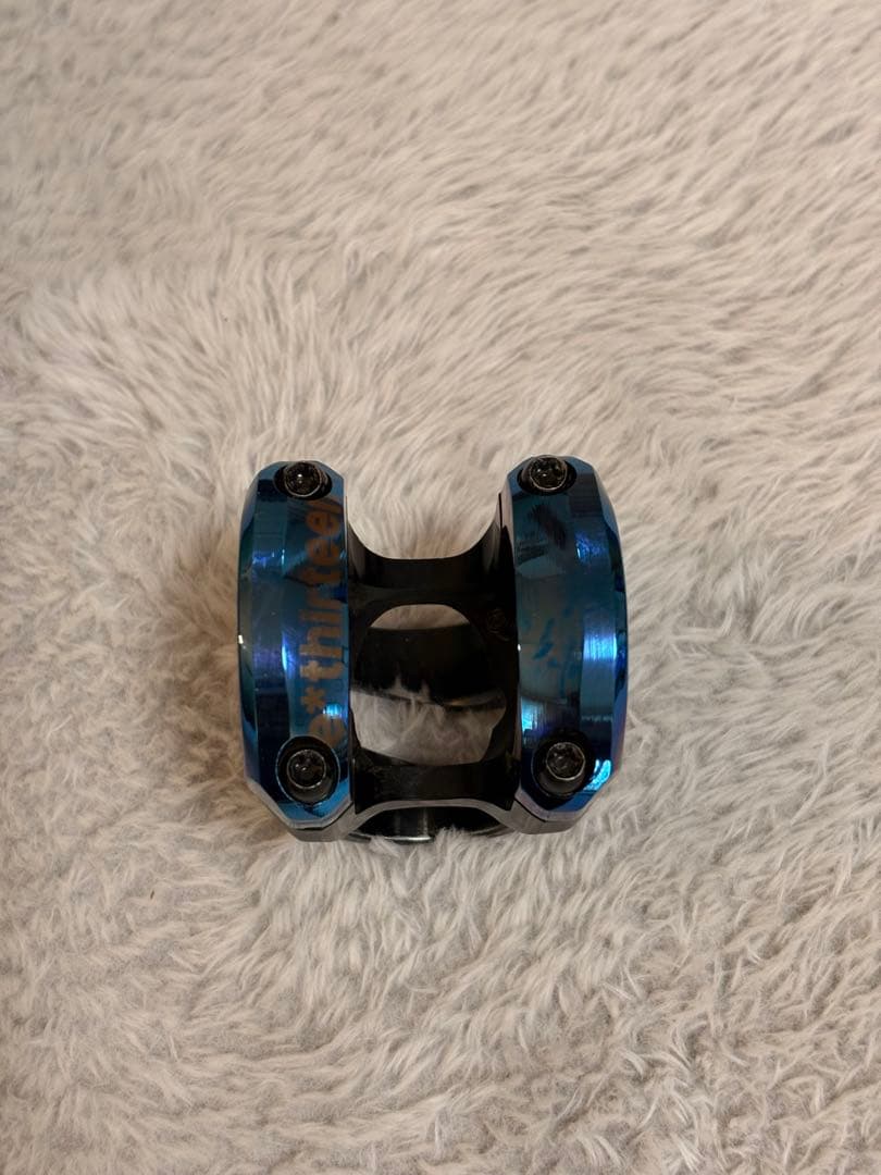 e-thirteen Plas ステム　40mm ブルー