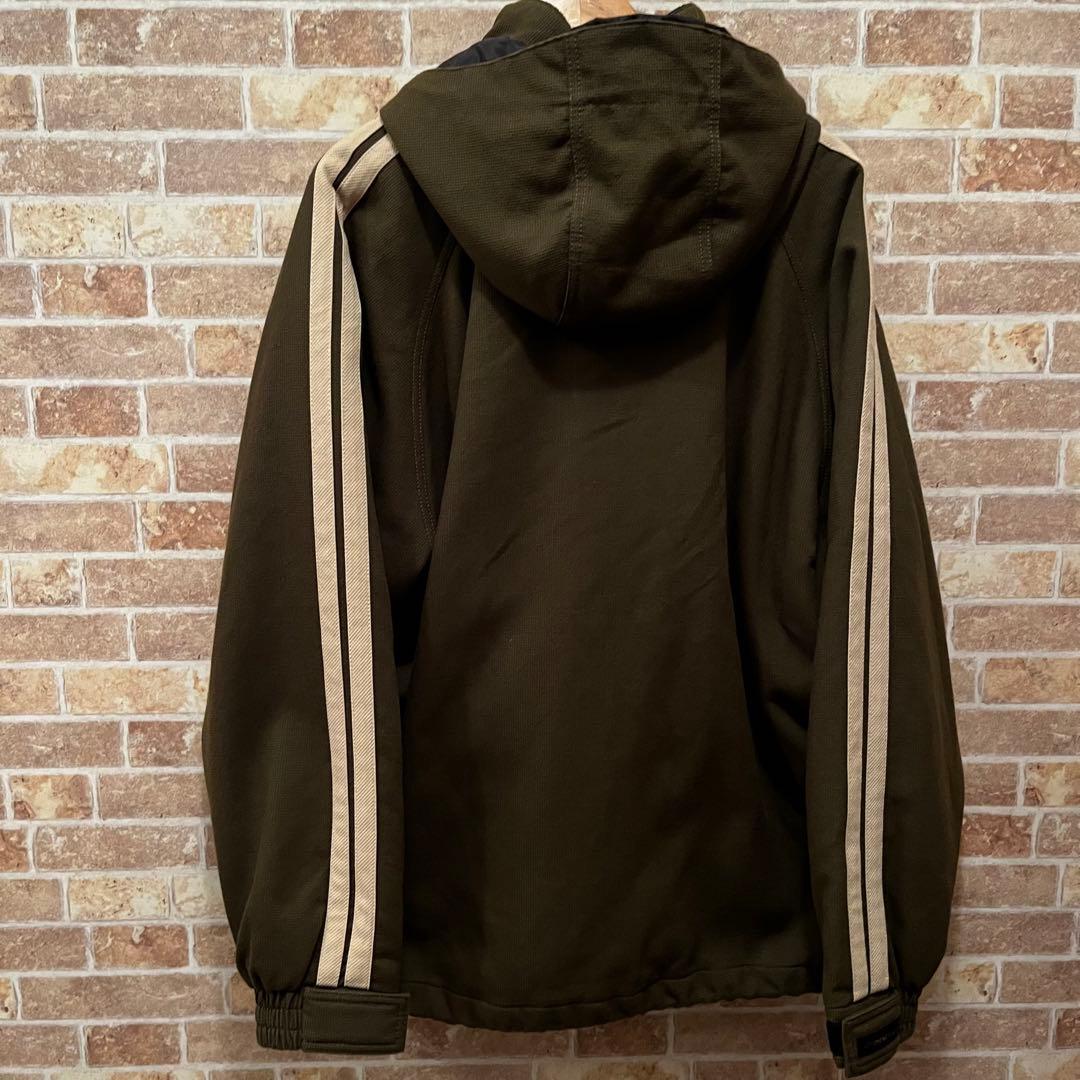 本日限定値下げ　ほぼ未使用　DESCENTE スキーウェア　上下セット