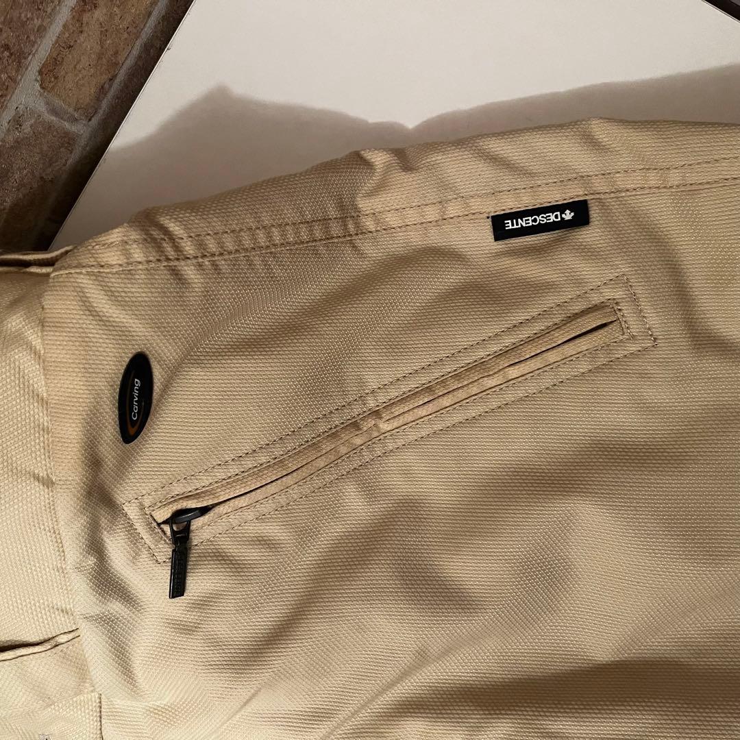 本日限定値下げ　ほぼ未使用　DESCENTE スキーウェア　上下セット