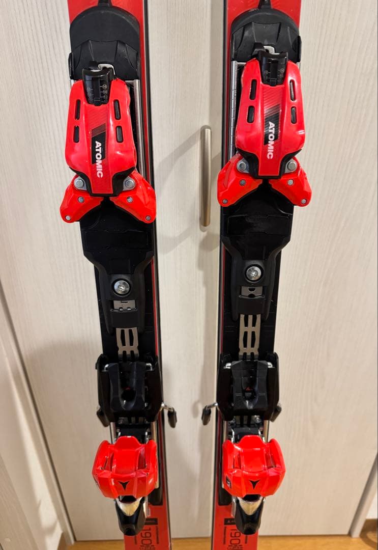 【値引き2/28迄】ATOMIC REDSTER 9 R5 スキー板 190cm