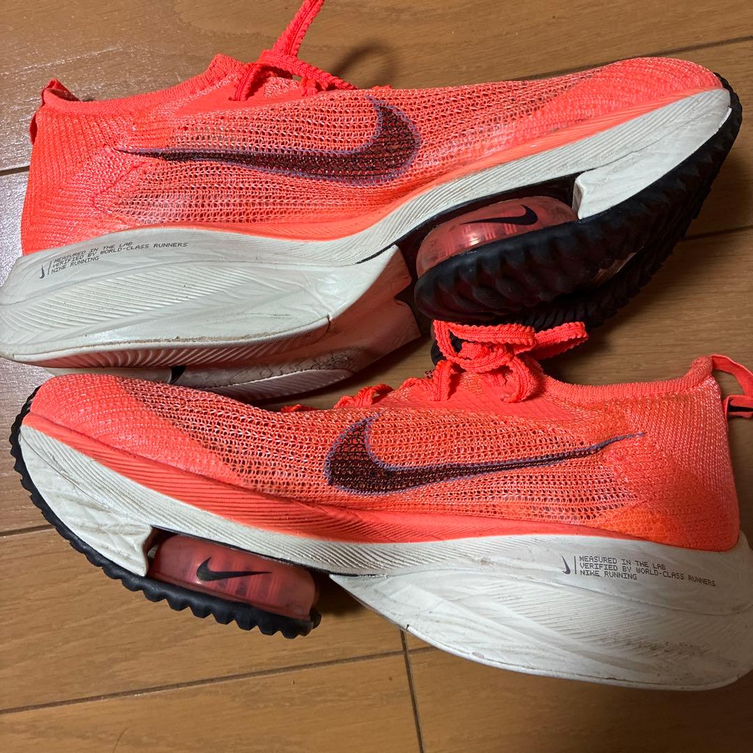 美品！　NIKE AIR ZOOM ALPHAFLY NEXT% 25㎝