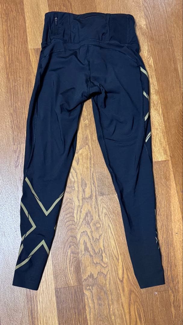 2XU ランニングタイツ　レディースxs(日本ではs)
