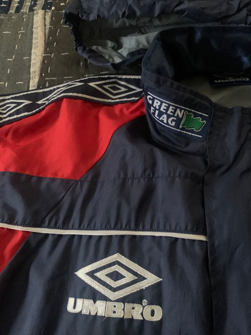 90s UMBRO イングランド代表 vtg ナイロンジャケット マンU マンC