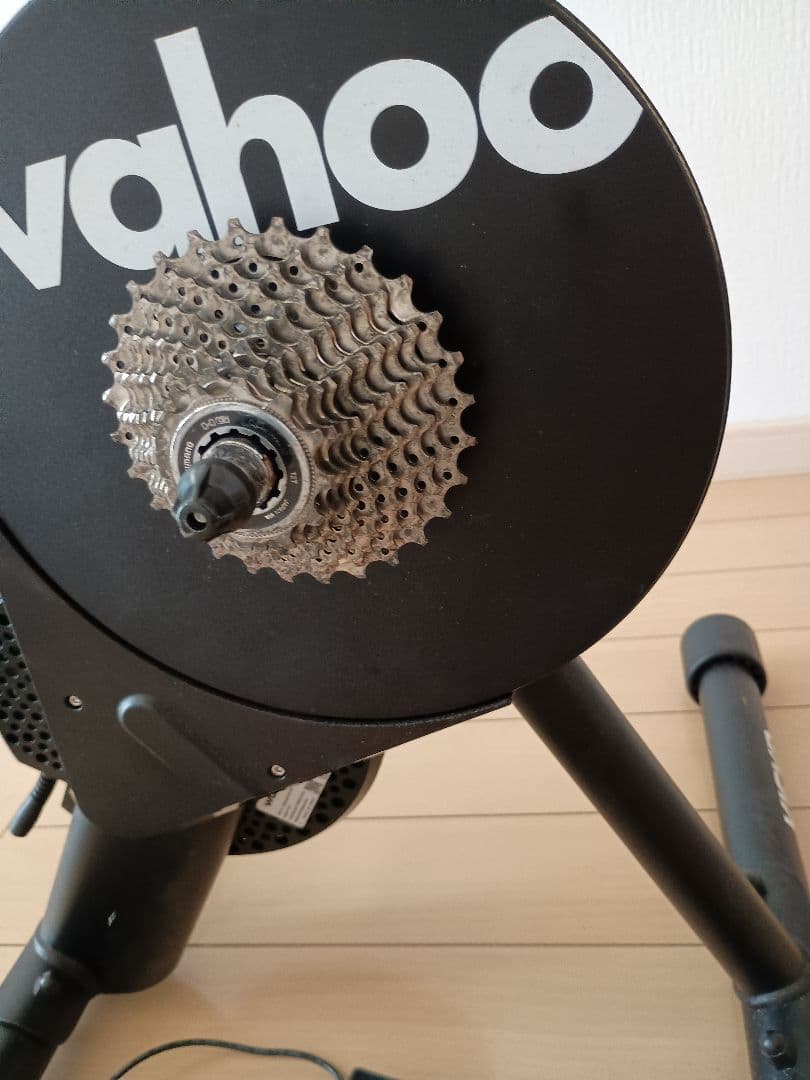 Wahoo KICKR CORE ローラー台　ジャンク