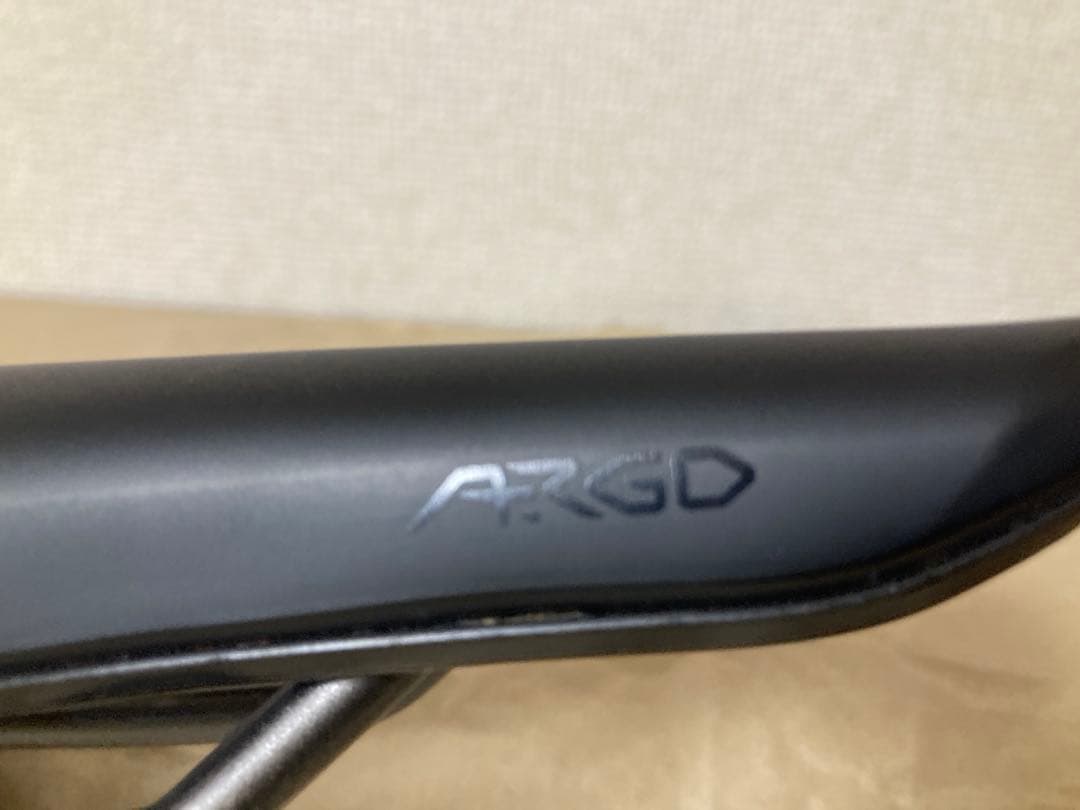 フィジーク fizik TEMPO ARGO R3 150mm kiumレール