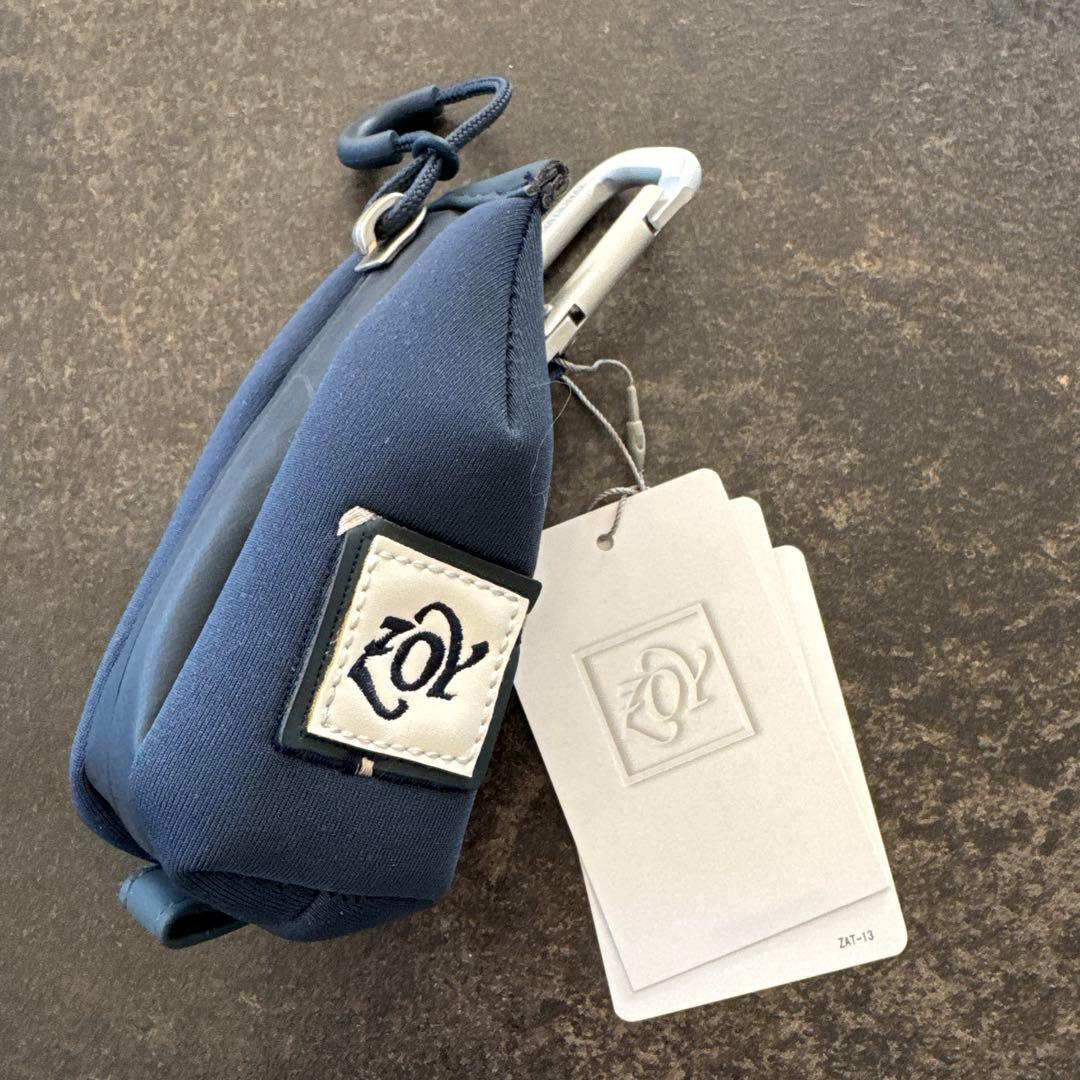 新品。ZOY ボールケース カラビナ付き 青