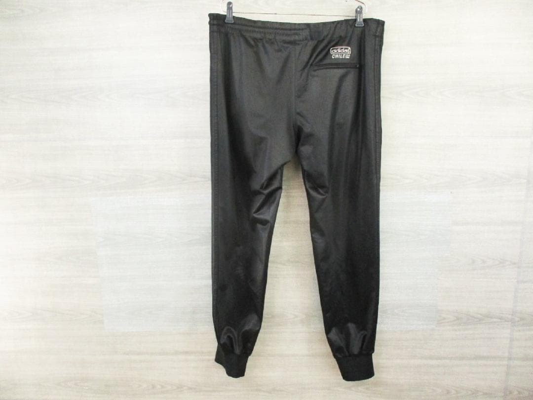 adidasアディダスオリジナルス＜CHILE62トラックパンツ＞MP1442s