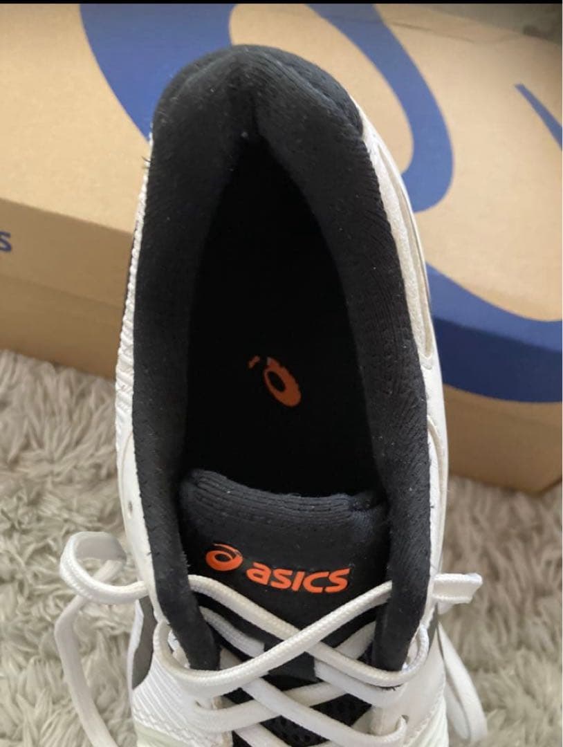 ASICS バレーボールシューズ ネットパーナー ホワイト/ブラック　海外限定