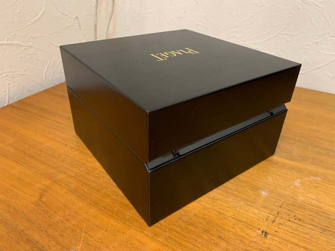 G0919-04★Piaget アクセサリーケース 黒　時計の空箱