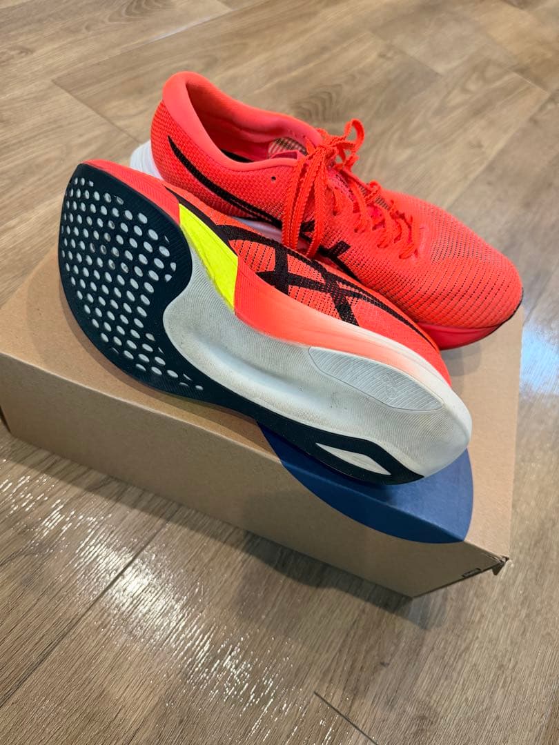 asics EDGE Paris 25.5センチ