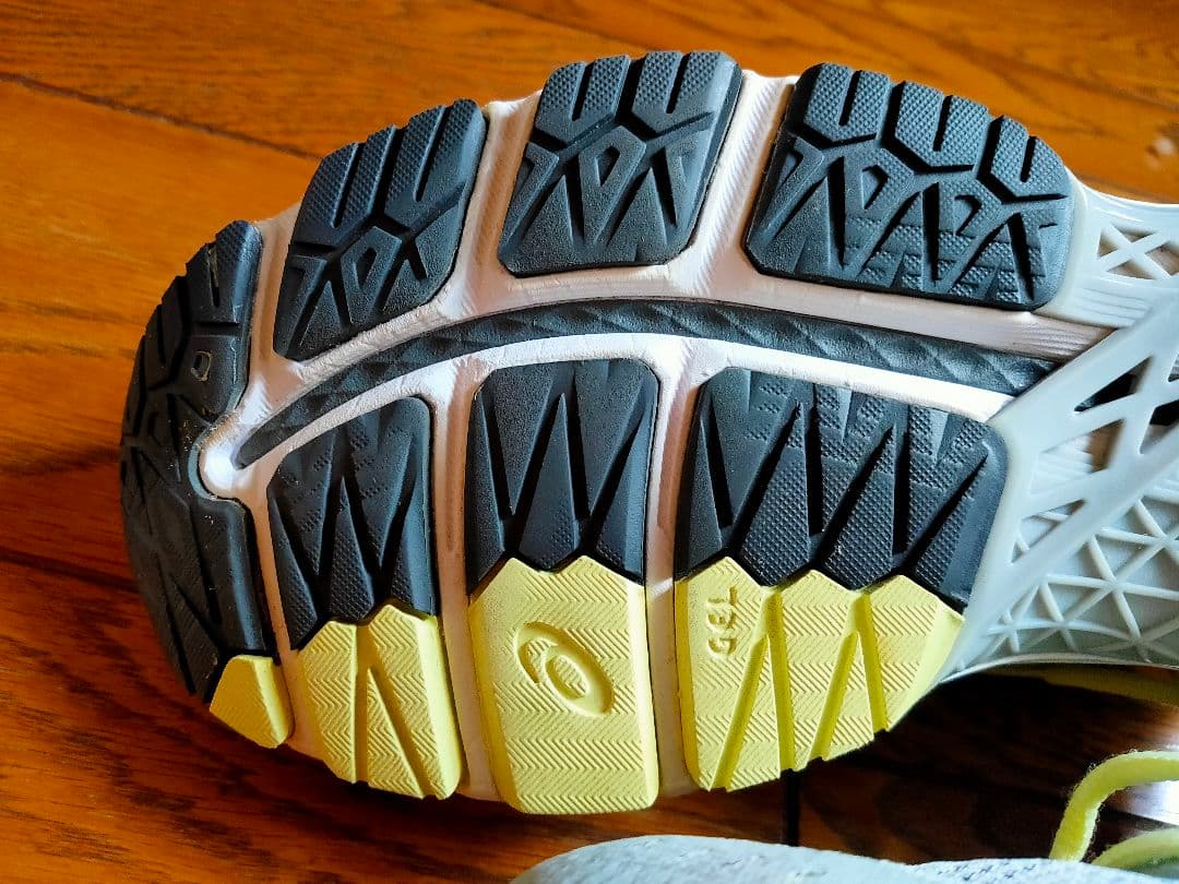 中古 ASICS アシックス ゲルカヤノ24 25.75cm GEL