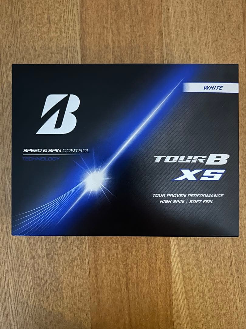 ブリヂストンTOUR BXS ゴルフボール26年モデルホワイト1ダース新品未使用