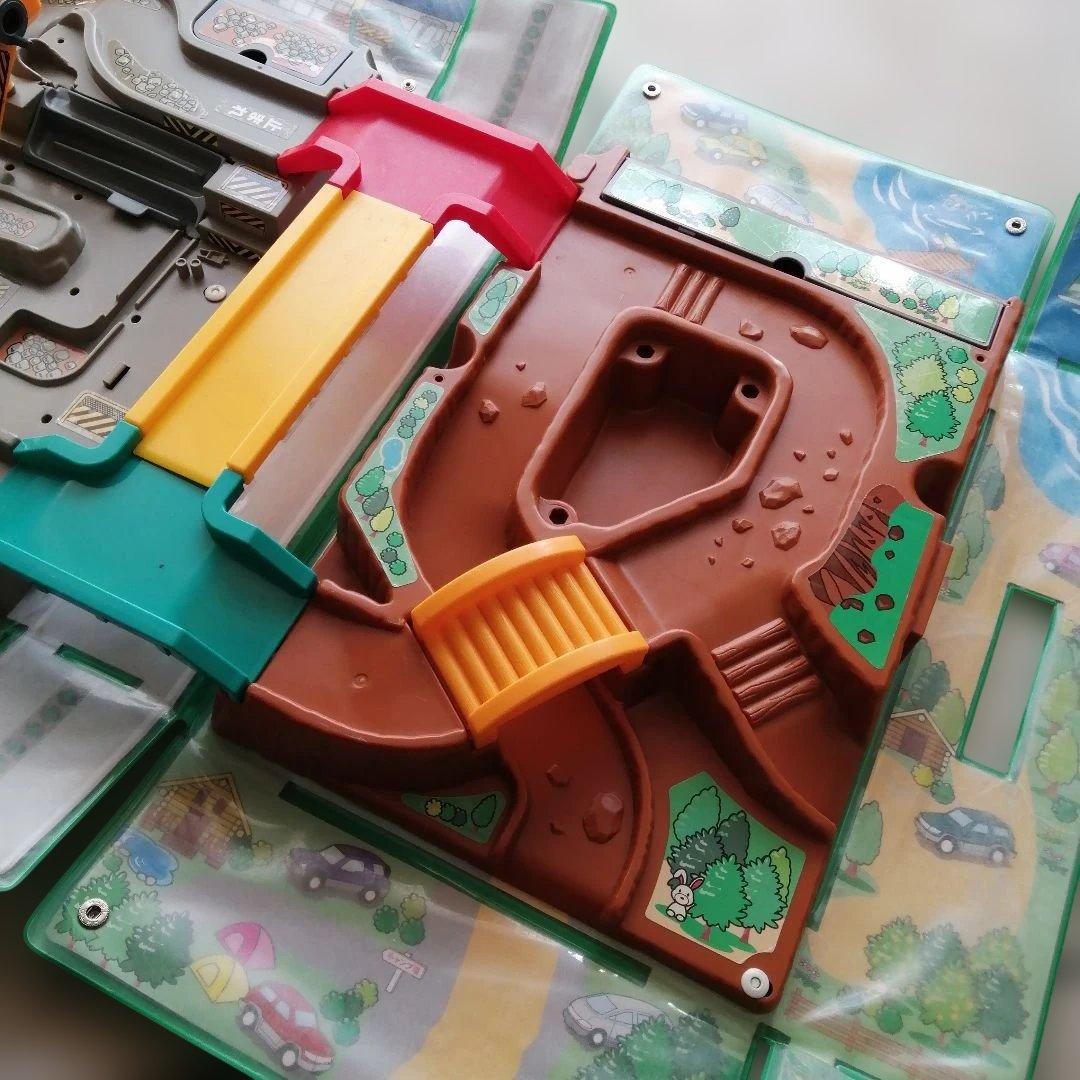 ミニカー用組み立て式駐車場