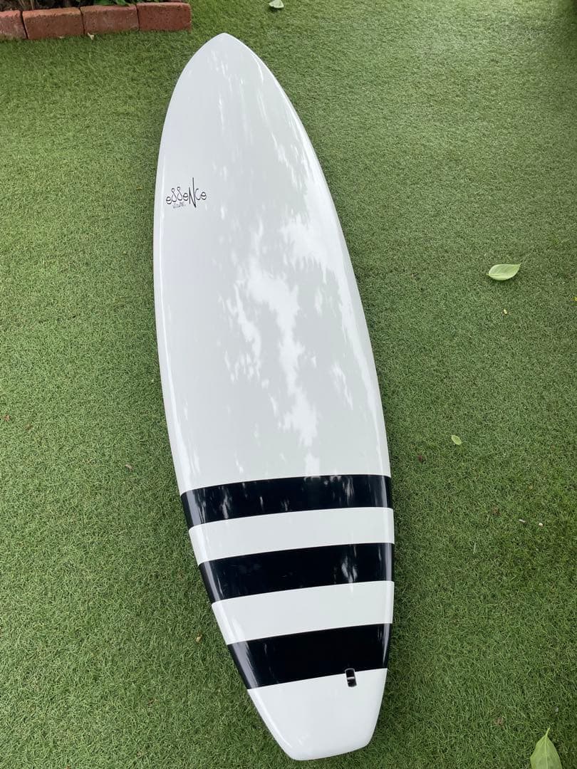 ［新品］初心者　女性向け　essene surfboars EPS 7.0