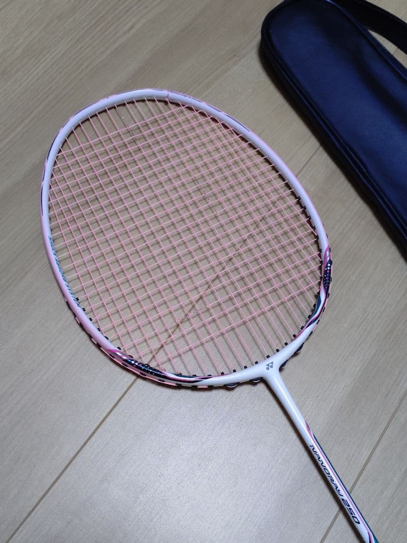 バドミントン ラケット YONEX
