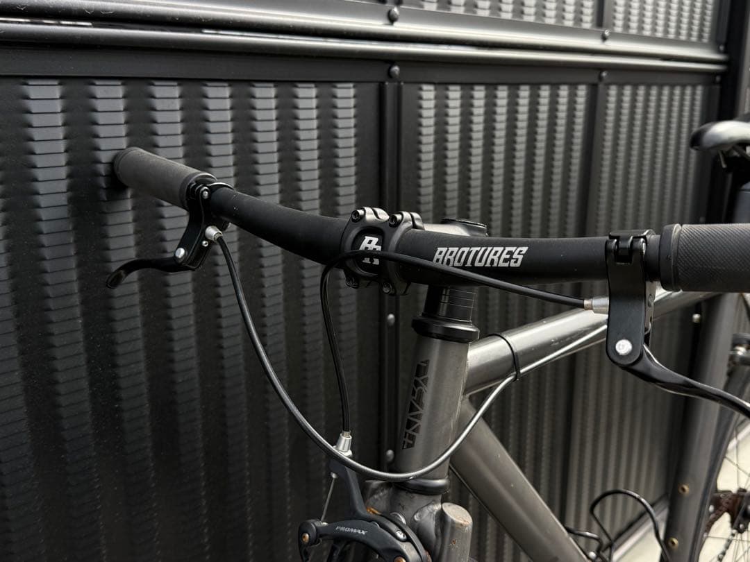 【大阪引取り】TYRANT BIKES LEGACY ピストバイク 固定ギア