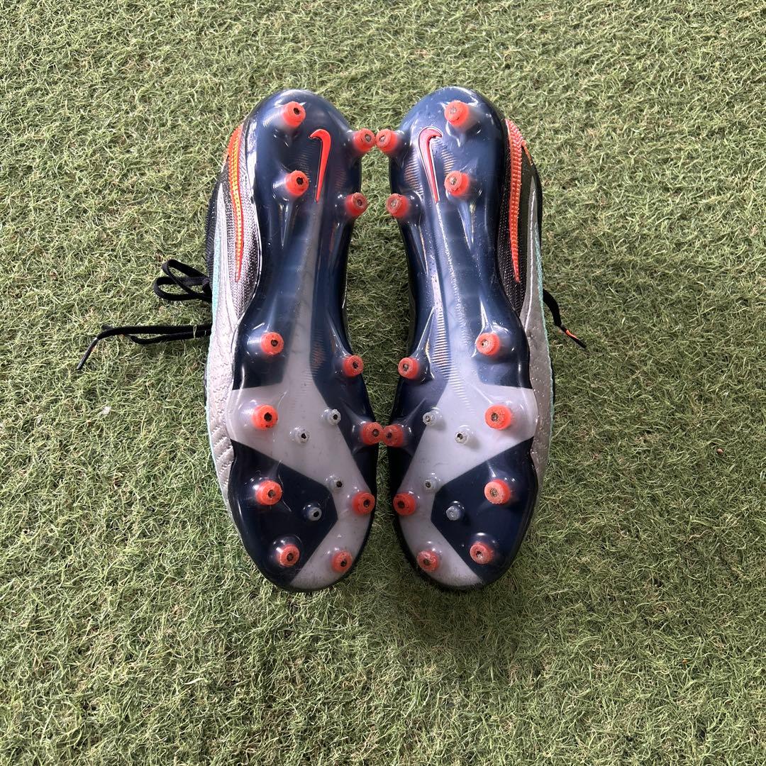 NIKE ナイキ　サッカースパイク　ファントム6エリートag 25センチ