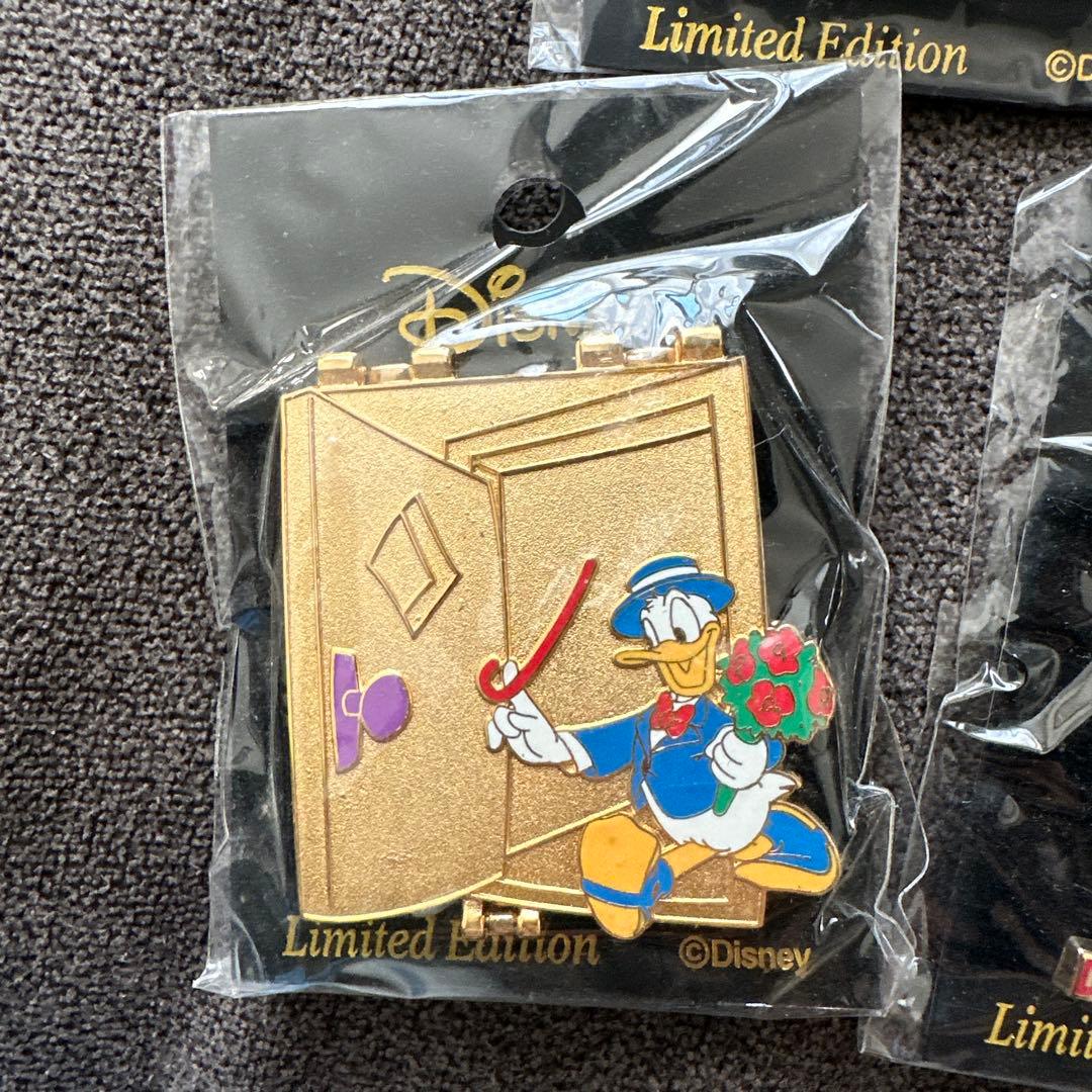 ドナルド バースデー 限定版 ピンバッジセット Disney