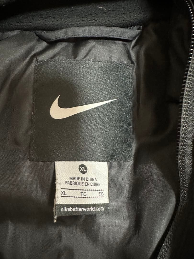 NIKE ベンチコート