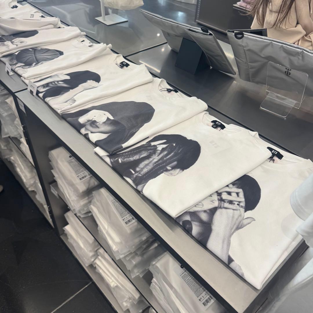 BTS 韓国 ポップアップ ARIRANG Tシャツ　JUNG KOOK
