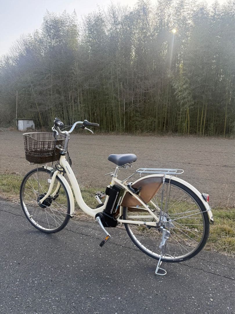 ホワイト 電動アシスト自転車 シティタイプ
