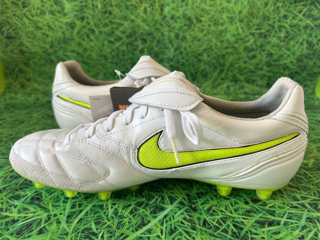 ☆新品☆送料無料☆NIKE(ナイキ)TIEMPO LEGEND Ⅲ HG☆
