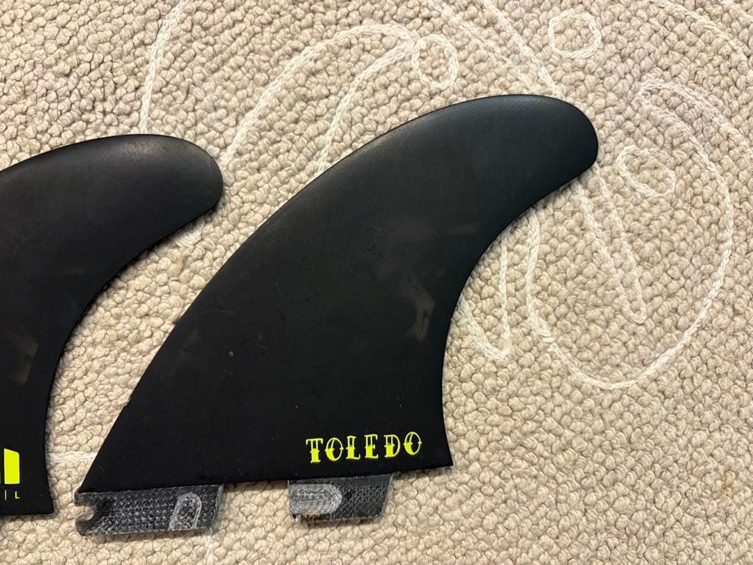FCS II Filipe Toledo Pro II L フィン 3枚セット
