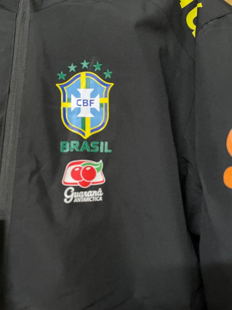 シャッチーNike ブラジル代表 中綿ジャケット　ブラック