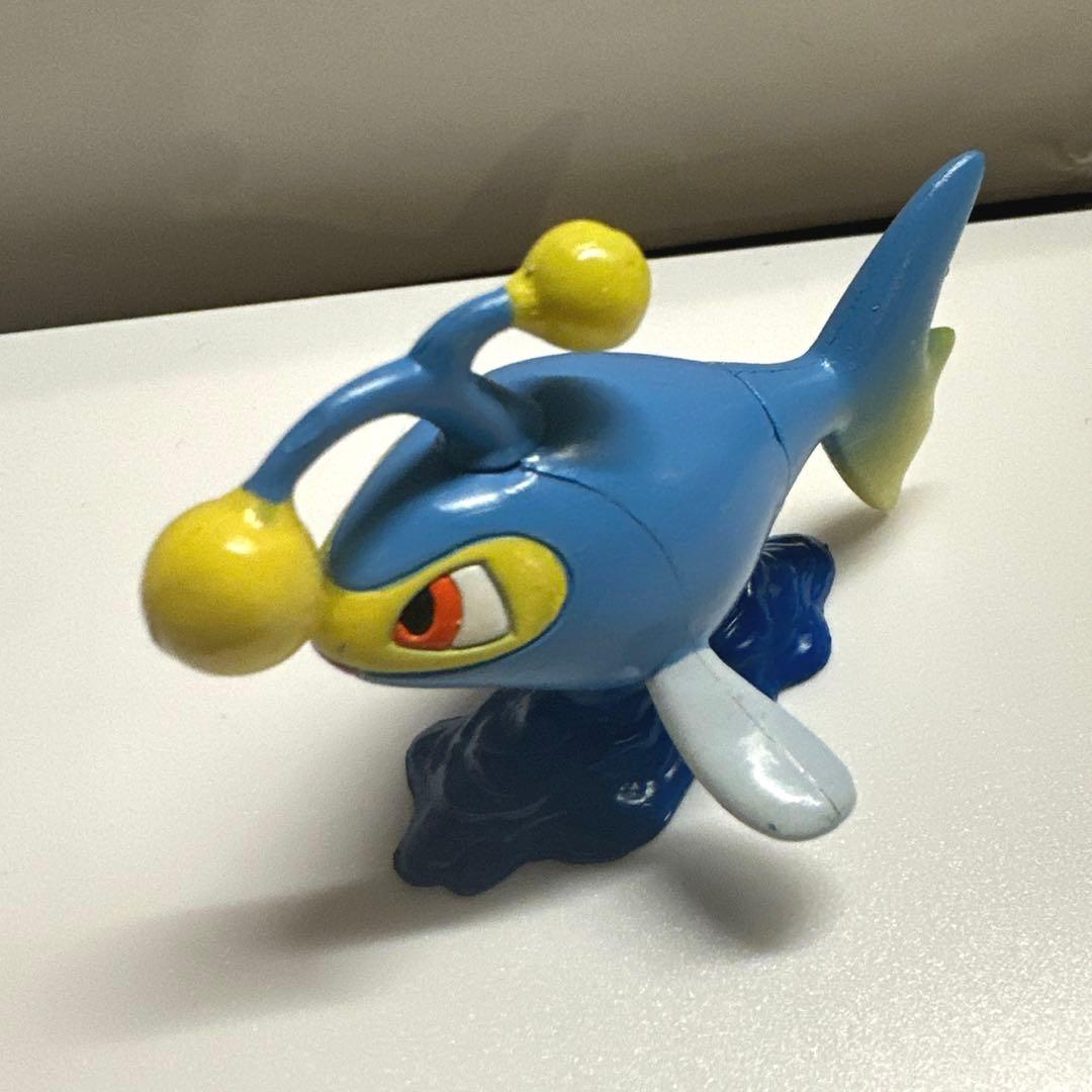 ポケモン　【初期】 モンコレ　チョンチー　ランターン
