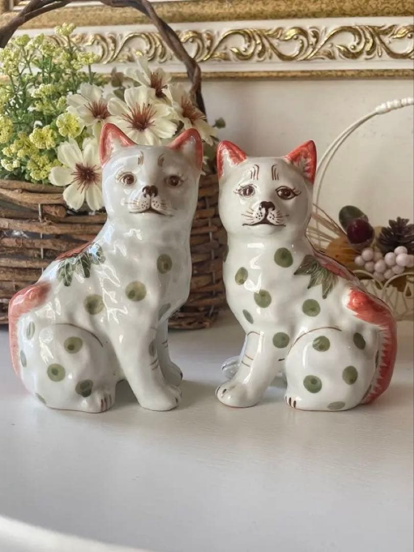 スタッフォードシャードッグ　イギリス　猫