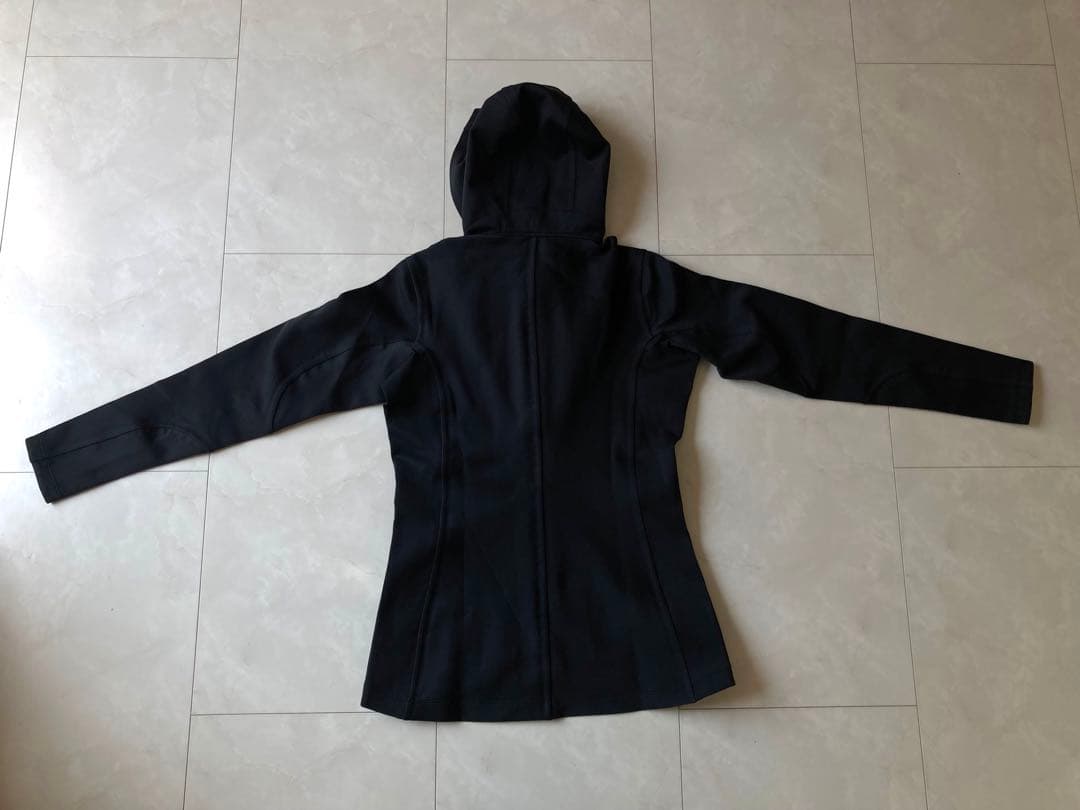 新品　未使用　DESCENTE デサント　ウェア　ブラック　黒　M スポーツ