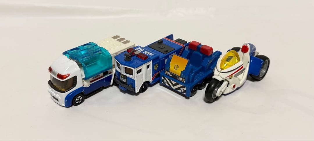 トミカ　ハイパーブルーポリス