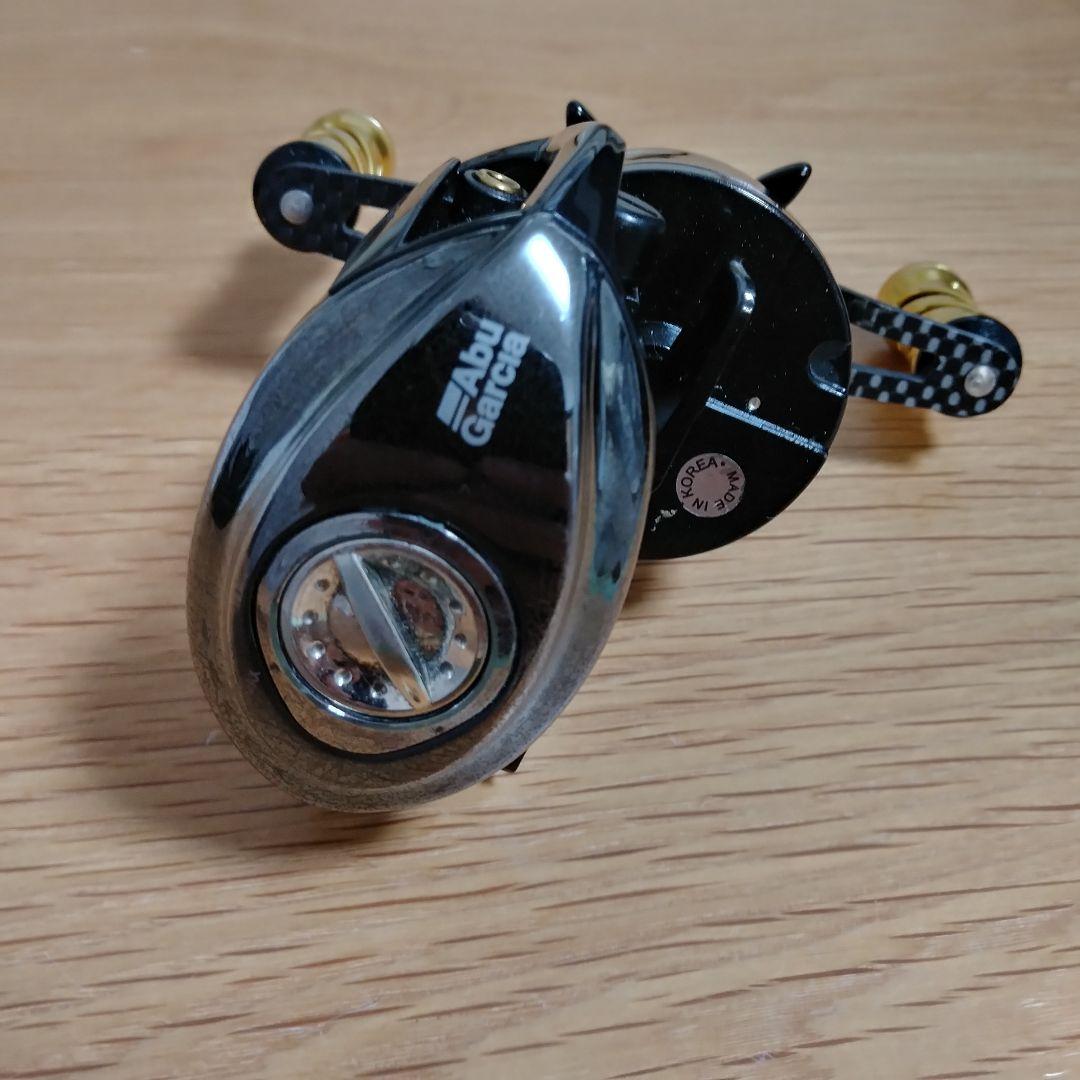 ブラック9 Abu Garcia REVO BLACK 9 - L ベイトリール