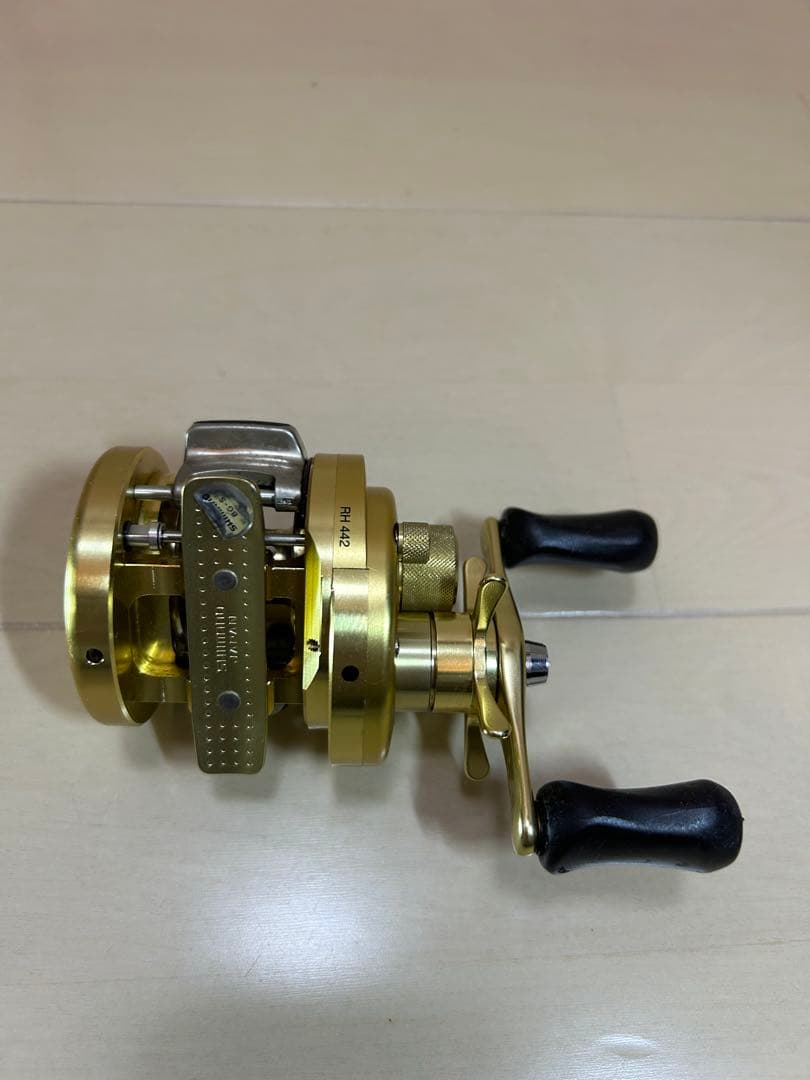 シマノ　カルカッタコンクエスト　100 Fishing line オマケ付き