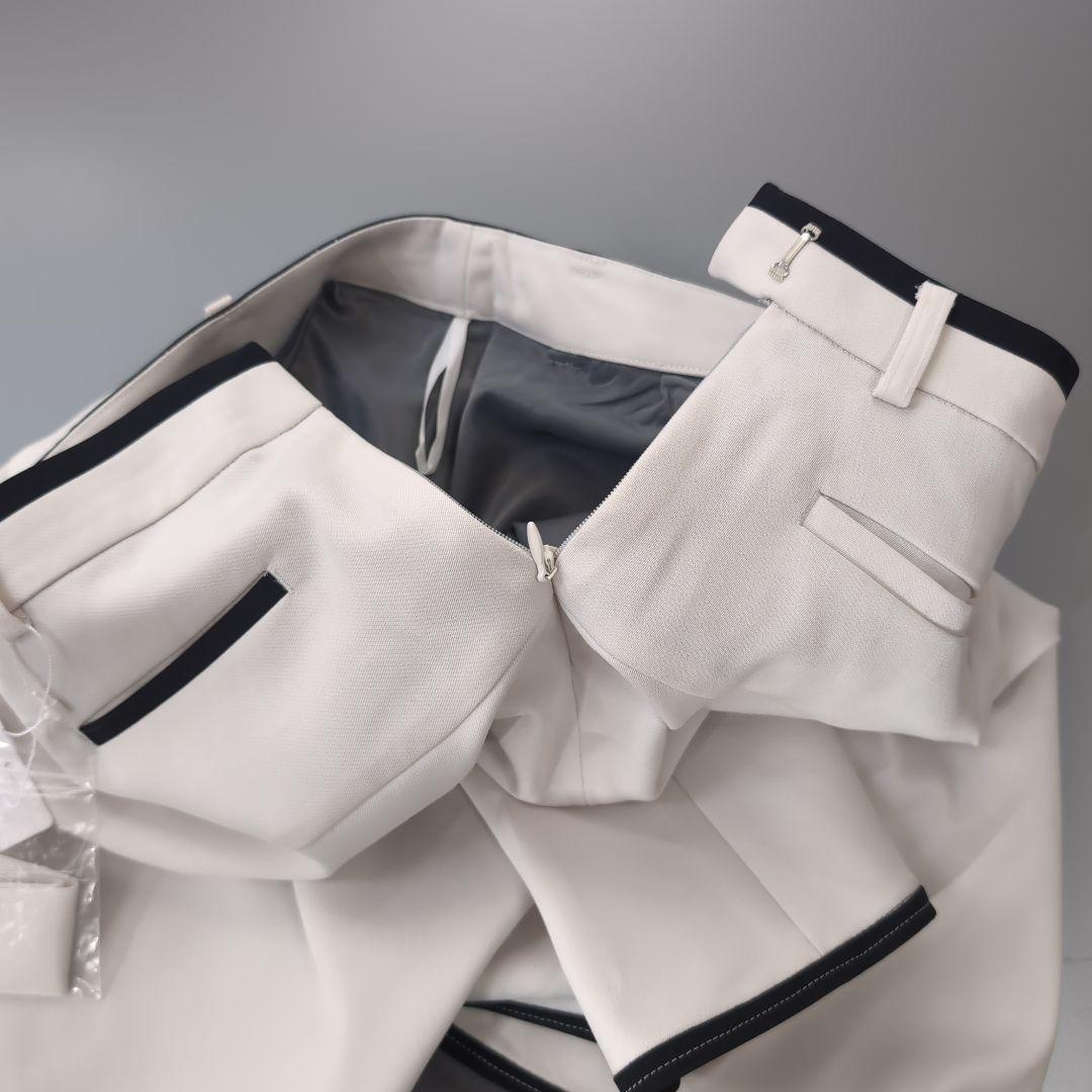 定価3.3万円【40サイズ】LANVIN ホワイト フレアスカート