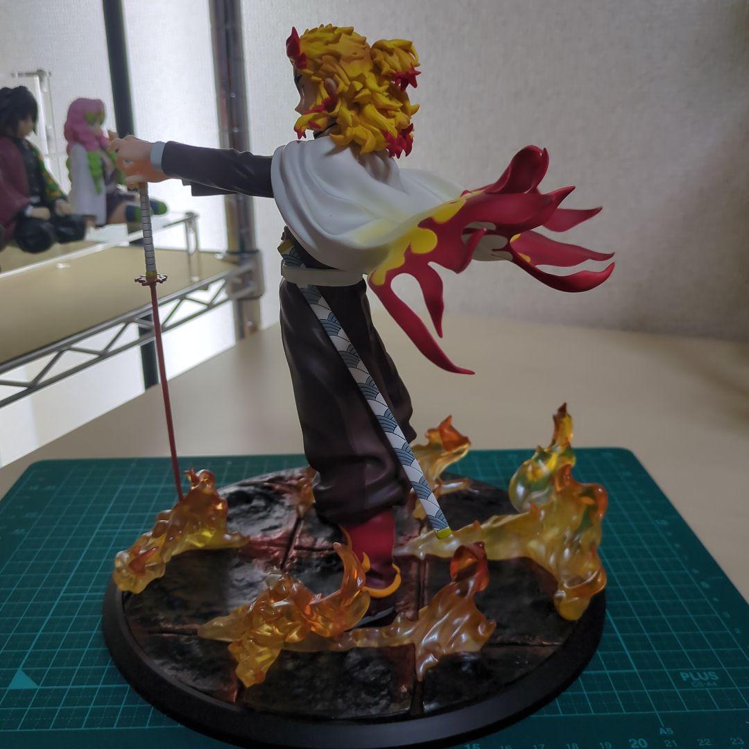 劇場版 鬼滅の刃 煉獄杏寿郎 1/8スケール　箱なし