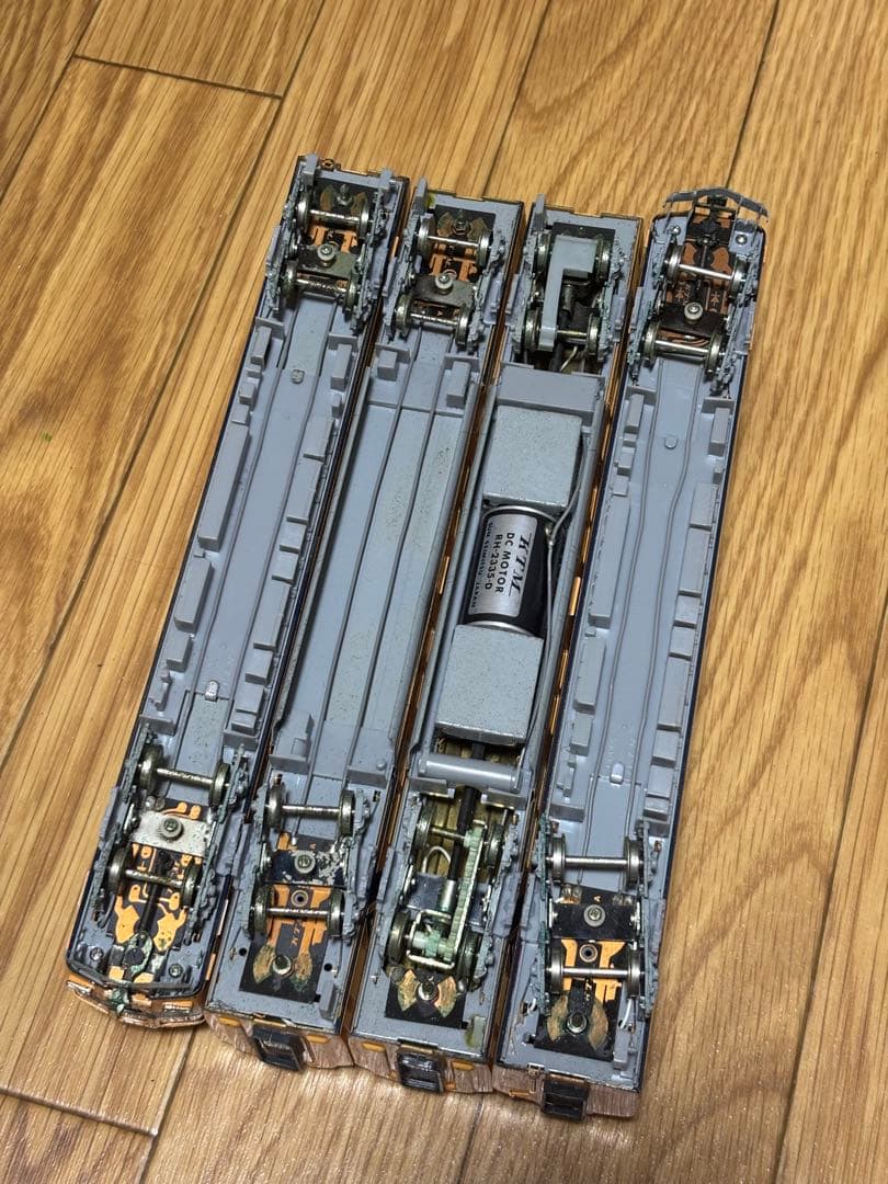HOゲージ　KATSUMI 近鉄特急30000系ビスタカー 完成品