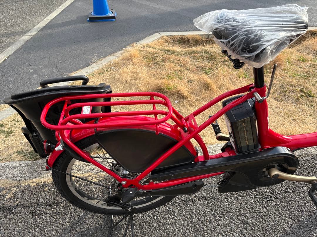 中古20㌅YAMAHA電動アシスト自転車　8.7Ah 大阪　098