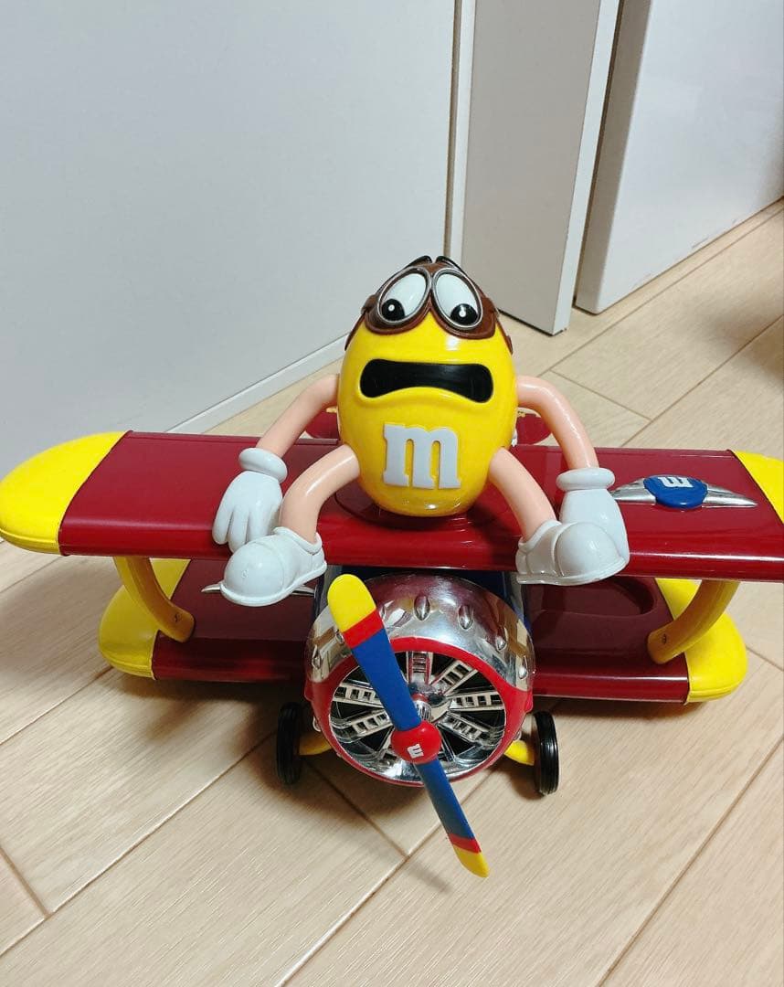 M&M's 飛行機 フィギュア