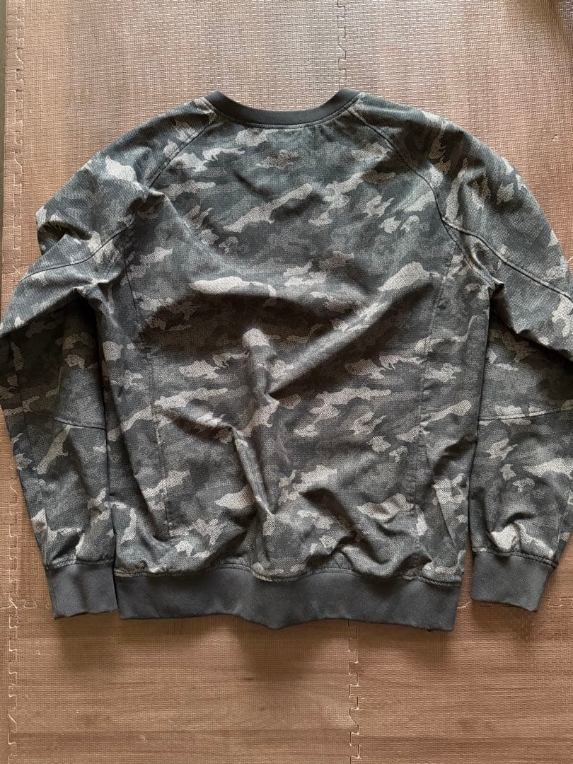 J.LINDEBERG ゴルフウェア カモフラ 黒 上着
