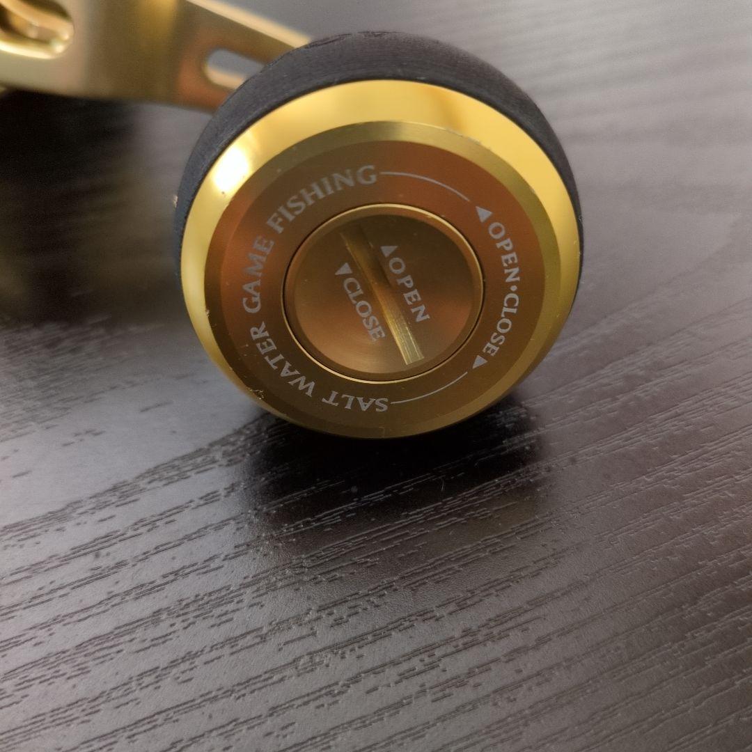 SHIMANO コンクエスト300HGゴールド 両軸リール　右巻
