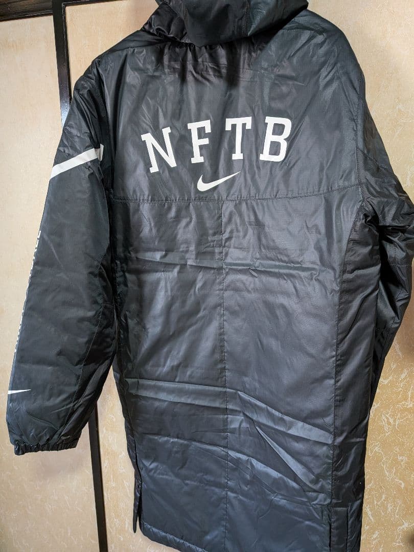 Nike NFTB ベンチコート ブラック