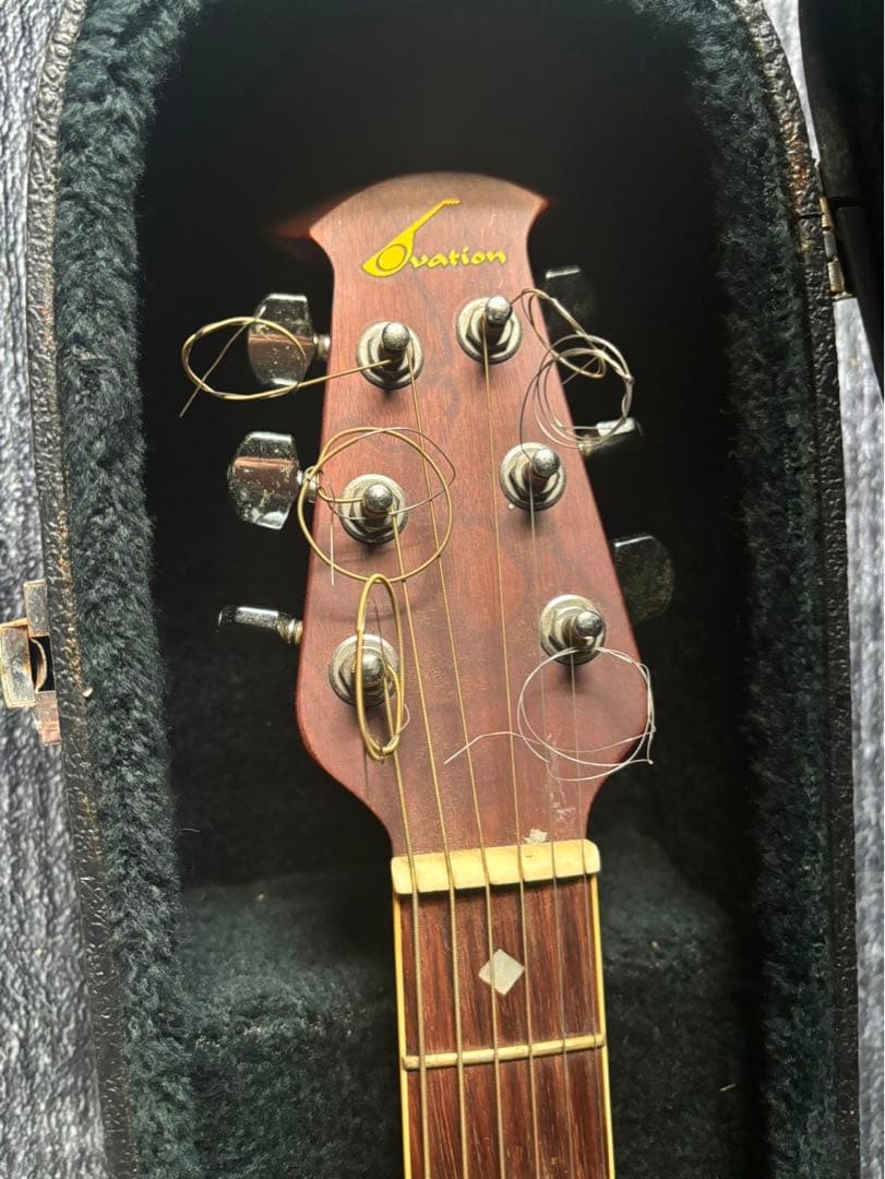 Ovation celebrity セミアコースティックギター