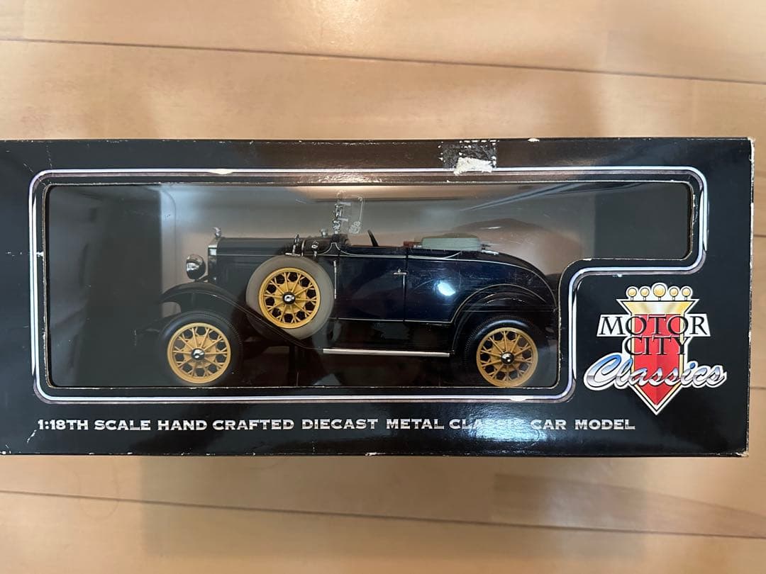 特大　1931年フォード　モデルA 1/18スケール